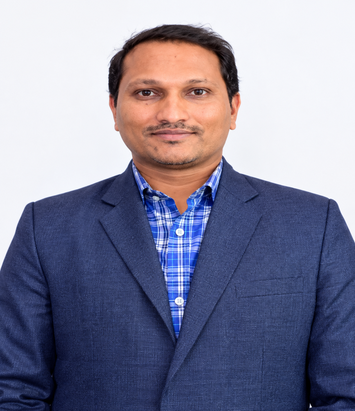 Dr. Sujeet More